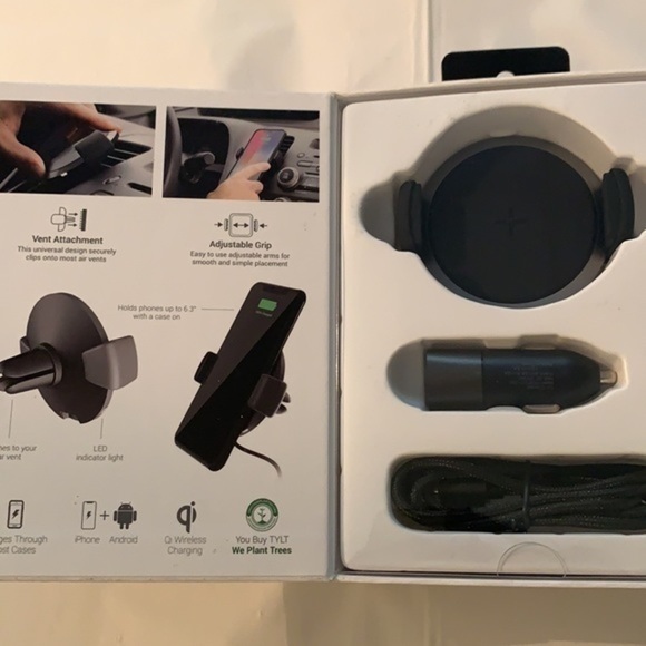 Venti, TYLT WITELESS CAR CHARGER - Picture 4 of 12